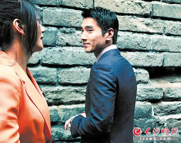 赵薇,赵又廷在电影《love》中是拍档.cfp供图