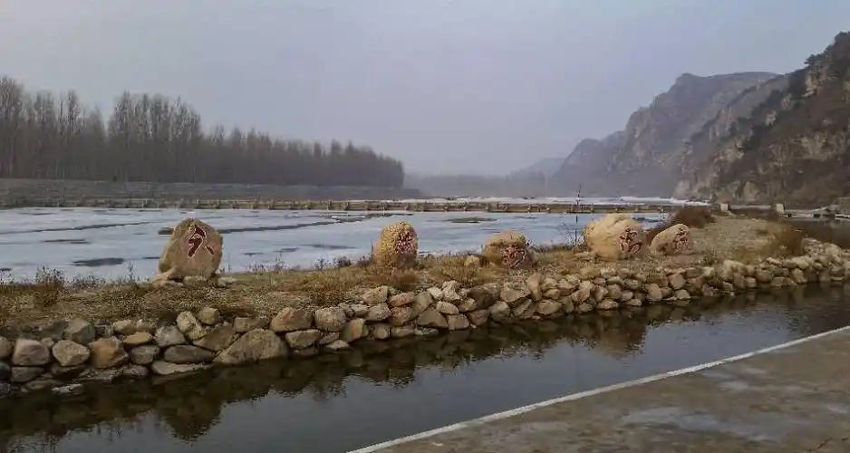 美丽杨树湾,魅力六股河