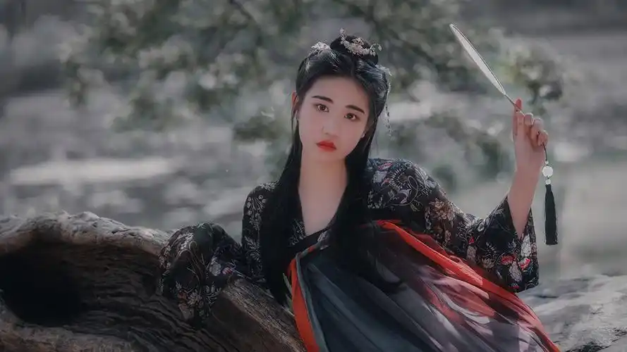 甜美清纯古装美女高清桌面壁纸