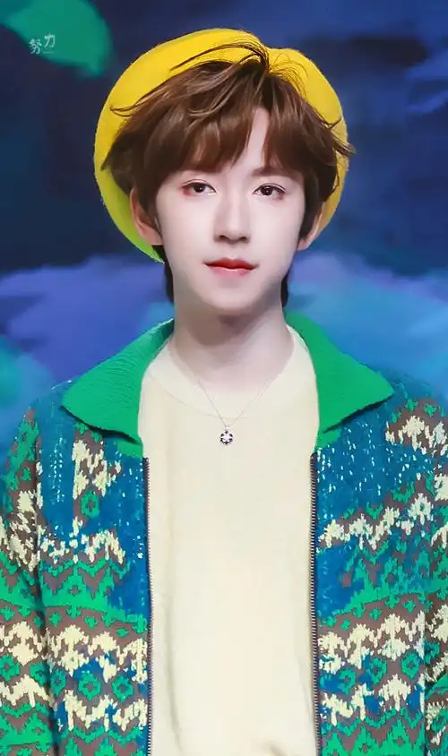 时代少年团渐暖舞台##贺峻霖2024 霖声漫漫扬四海