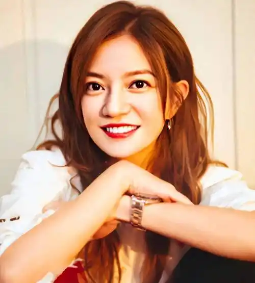 赵薇股权再遭冻结,原来她做的"丑事",远比你想象得更恶劣