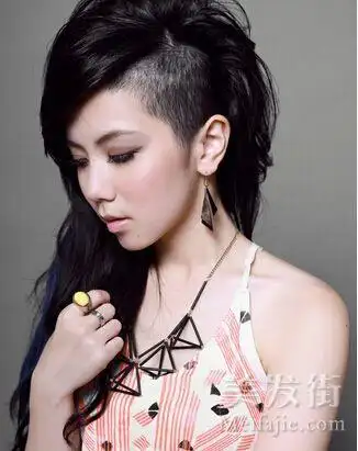 女生半剃头发型图片 女生长发剃鬓角发型
