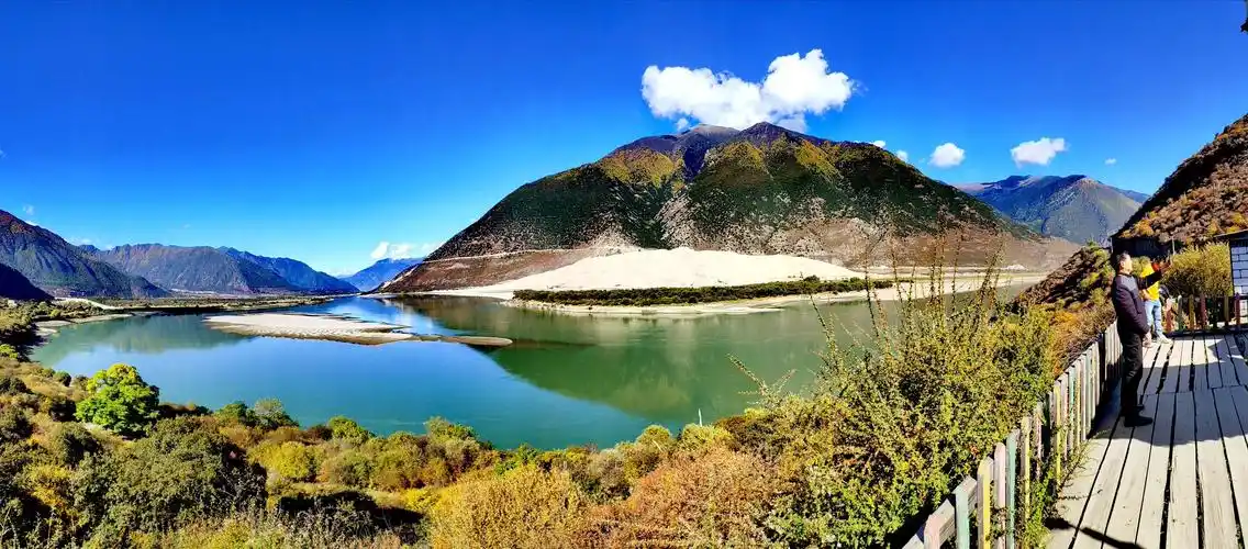 雪域高原的秋色
