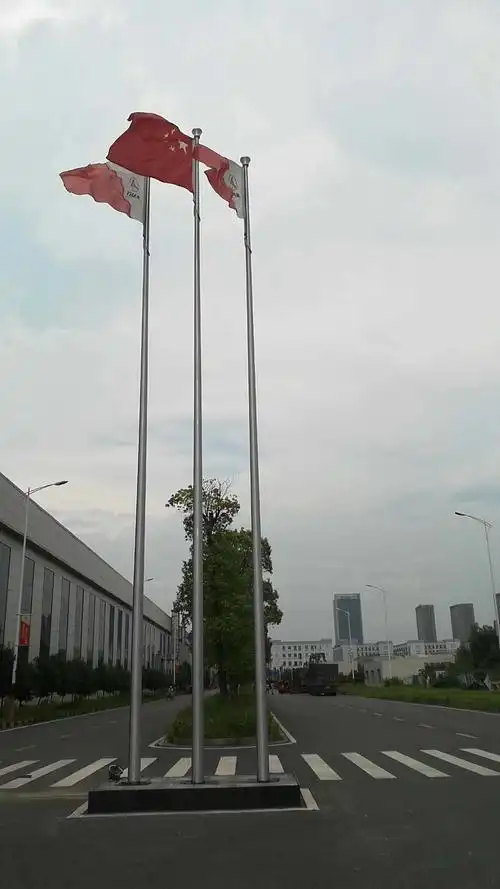 参考:铅山单位不锈钢旗杆材质规格,工厂道路划线