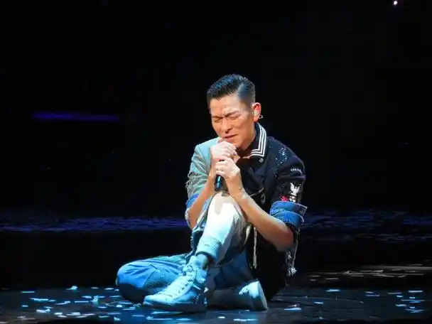 怎样评价刘德华的样子?是真帅吗?