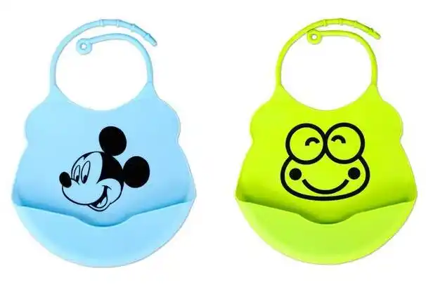 作为一种生活用品,使用儿童硅胶围嘴兜时,需要注意以下几个方面