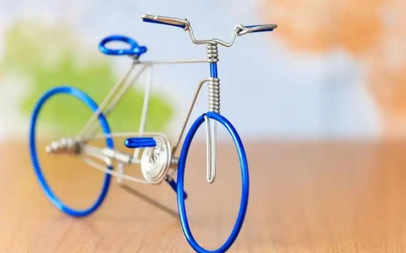 创意手工钢丝自行车壁纸