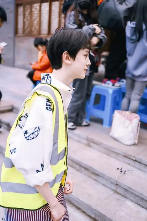 团综录制旧游无处不堪寻无寻处唯有少年心@tf家族-左航