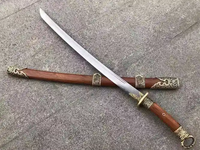 新品菊唐草镂空铜装环首雁翎刀和风堂美术刀剑