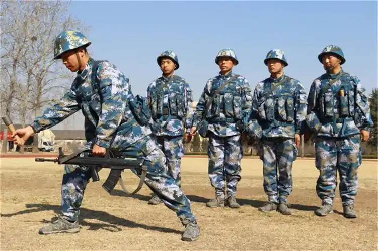 新训结业海军定向培养士官来交卷