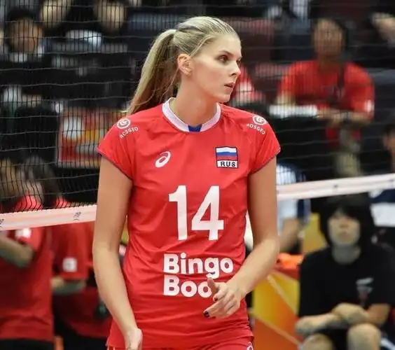 北京时间4月8日,据俄罗斯媒体的报道,女排运动员费蒂索娃近日在接受