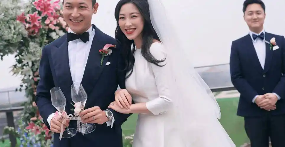 丈夫王昀佳在ig上晒出孩子的正脸,并表白道:my heart,my life.