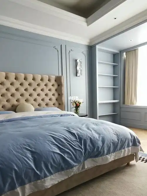 雾霾蓝法式风被这个好看的卧室狙击了