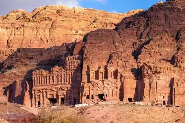 世界七大建筑奇迹,世界公认的世界八大奇迹(带你探秘,感受雄伟壮观的