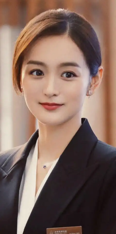 30多岁还能演中学生的女明星,我只服这3位|鬼鬼|娃娃脸|脸型|周冬雨