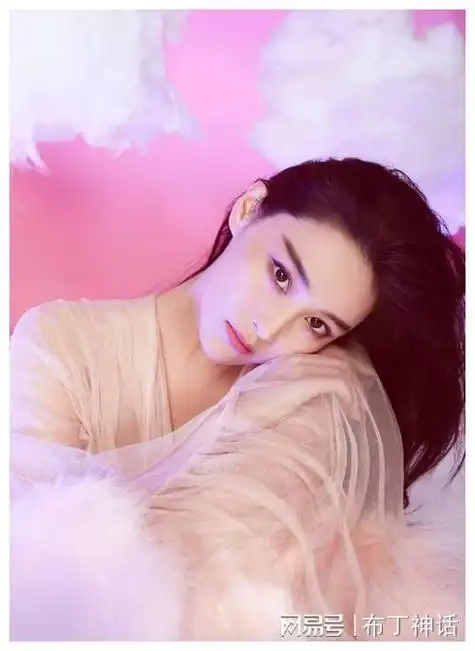 事实证明,扮演"东方不败"的张馨予,才是娱乐圈中的人间清醒|李晨|嫩模