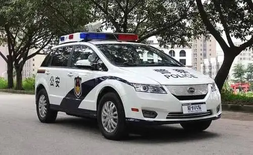 中国警车穿上"新制服",从此告别大众,此车一亮相,霸气十足!