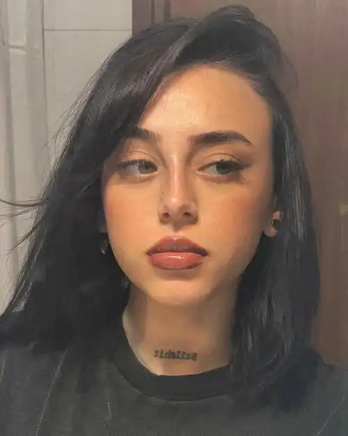 壁纸这个来自阿根廷的辣妹是个宝藏女rapper