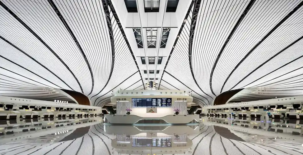 北京建院装饰助力北京新地标 - 深度解析大兴国际机场航站楼室内系统