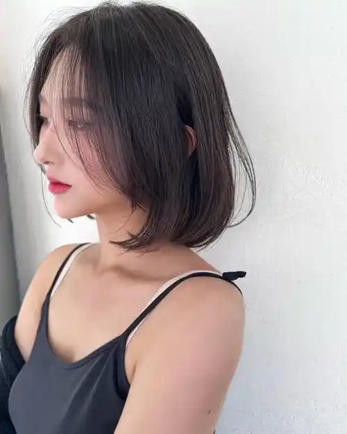 女士发型别乱剪,选这4款就对了,又美又时尚_女性_魅力_锁骨