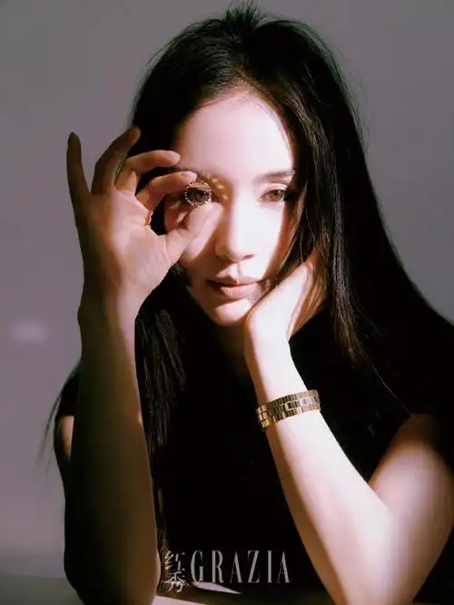 王子文ava凭借《温柔壳》拿下第六届平遥国际电 影展最佳女演员奖后