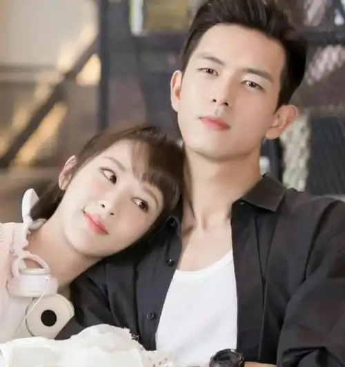 杨紫李现二搭风波,曝杨紫牵线搭桥,两人平番谁之过?