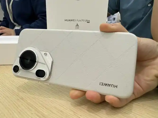 突击探访华为门店!我和买到pura 70的人聊了聊