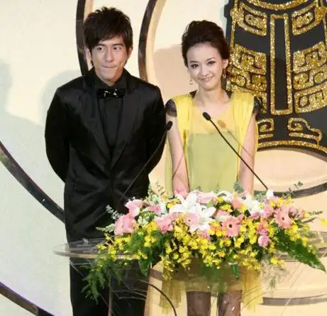 图陈意涵修杰楷回周渝民家三角关系复杂