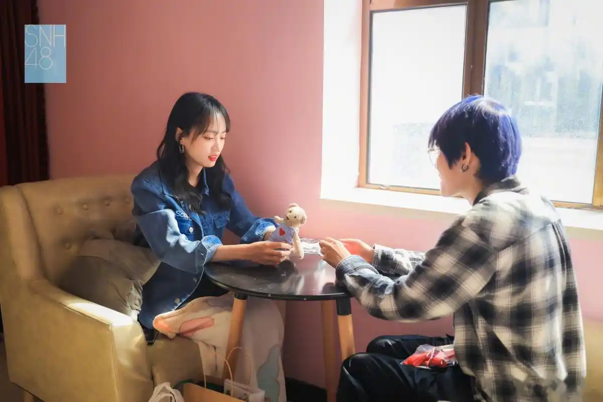 【《那年夏天的梦》剧场版专属答谢握手会返图】你始终带着我爱的微笑