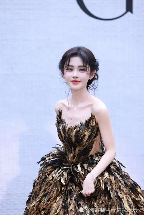 内娱"最美女演员"大洗牌!鞠婧祎登顶,新生代赵露思力压众星成黑马