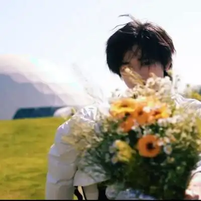 时代少年团 宋亚轩 小漂亮