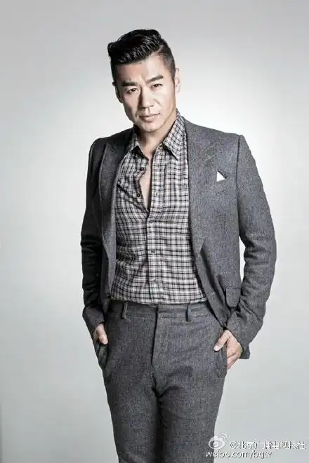 徐佳 铁血男儿何惧小鲜肉