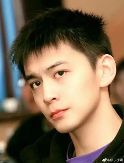 杨鸣发文告别篮板青春3##杨鸣希望球员输得起放得下