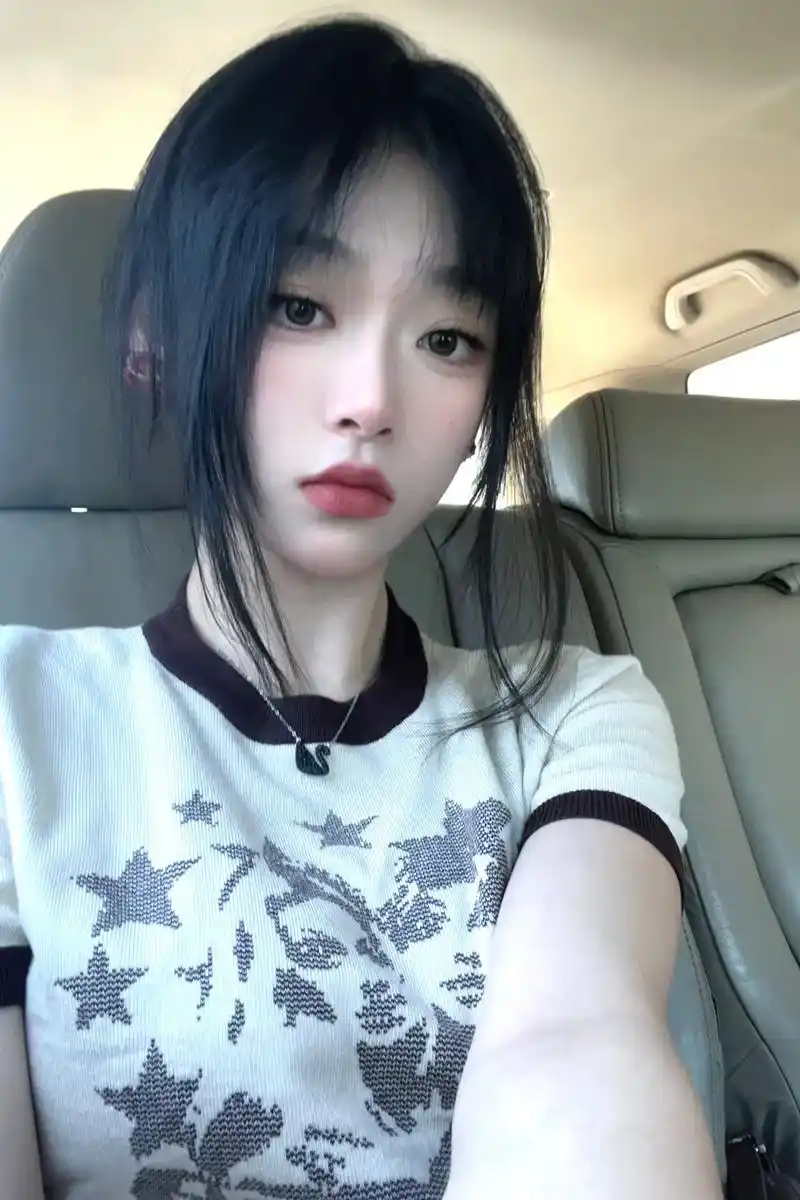 女孩子要像风一样,被抓住就不迷人了#分享照片 #生活碎片 # - 抖音