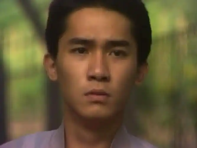 【梁朝伟】1983年《临歧:歧途》