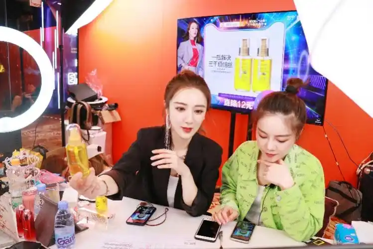 专访薇娅直播新零售帮助实体店引流直播间选品有三个标准