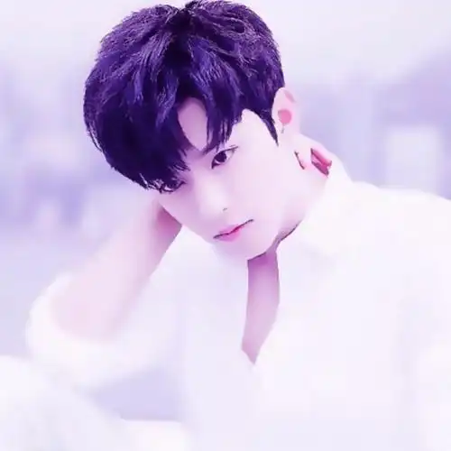 白色系情侣头像