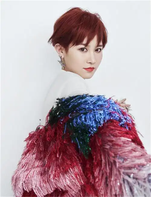 萱萱(中国内地流行女歌手))_石塘网