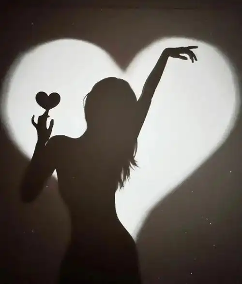 影子女孩背影图