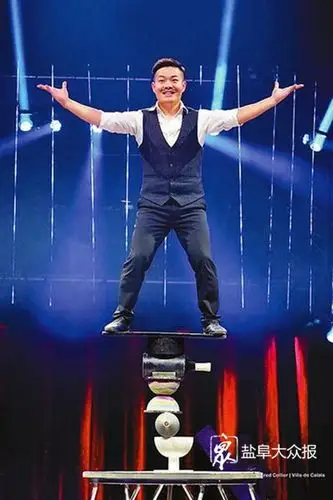 射阳籍职业杂技演员周成龙达人是这样炼成的