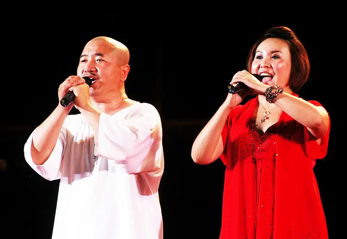 二人转演员李琳,在乡村爱情里扮演谢兰,谢广坤的闺女,也是刘能生活中