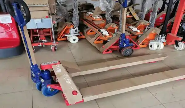 手动液压叉车升不起来等常见故障与解决办法有哪些?