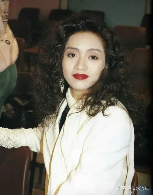 跪求金枝玉叶2梅艳芳抽烟的钢琴bgm