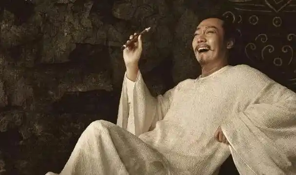 白居易最"俗"的一首诗,第一句人人会写,整首诗读完却拍案叫绝