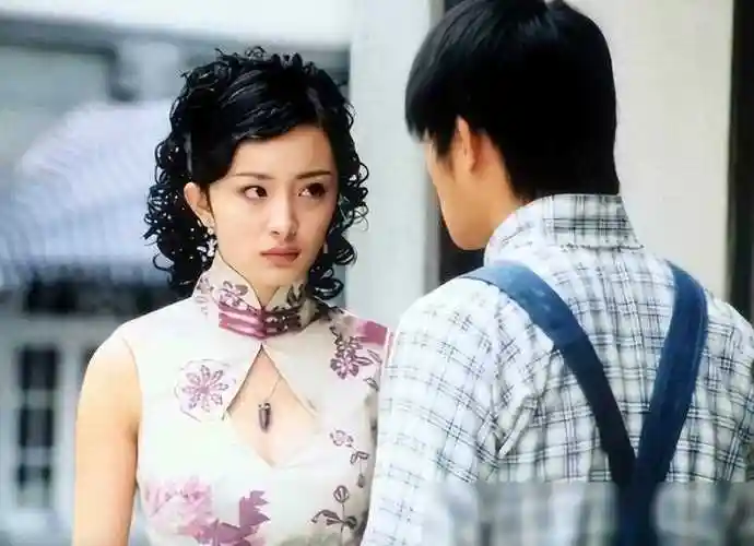 杨幂旗下艺人反咬一口,如今落魄到无戏可拍