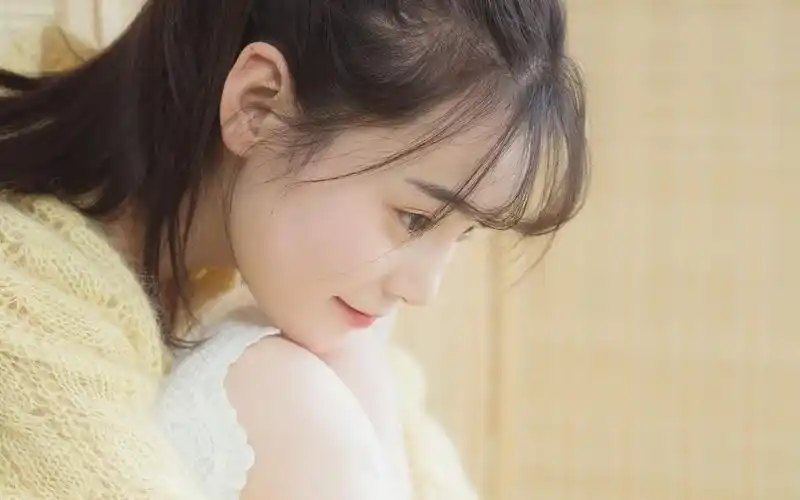 "沈碧沁一脸惊喜的看着慕容旭,明亮的眼眸闪闪发光.