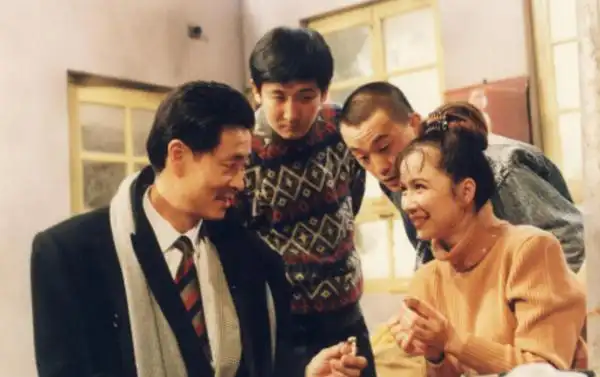 她曾客串《我爱我家》被熟知,为爱息影却遭弃_娱乐_腾讯网