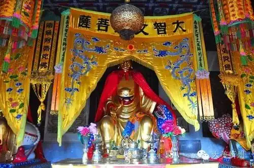 香火鼎盛五爷庙