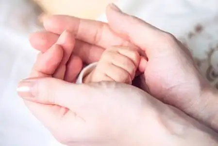 自我移情词云游戏移情鸟笼移情词云移情作用单词云小男孩牵着妈妈的手