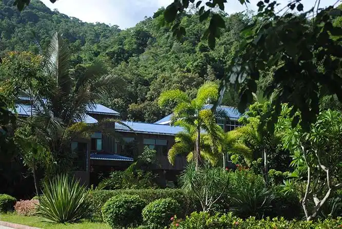 [自由行]霸王岭雅加度假山庄